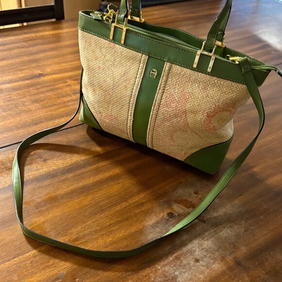 Vintage Etienne Aigner Crossbody Bag Floral Woven Faux Leather Adjustable Strap - Picture 13 of 16